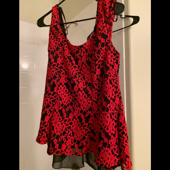 Black and red lace- Bow back - Picture 1 of 3